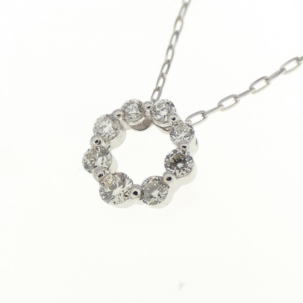 [BRAND NEW] PT Diamond Necklace 0.10CT