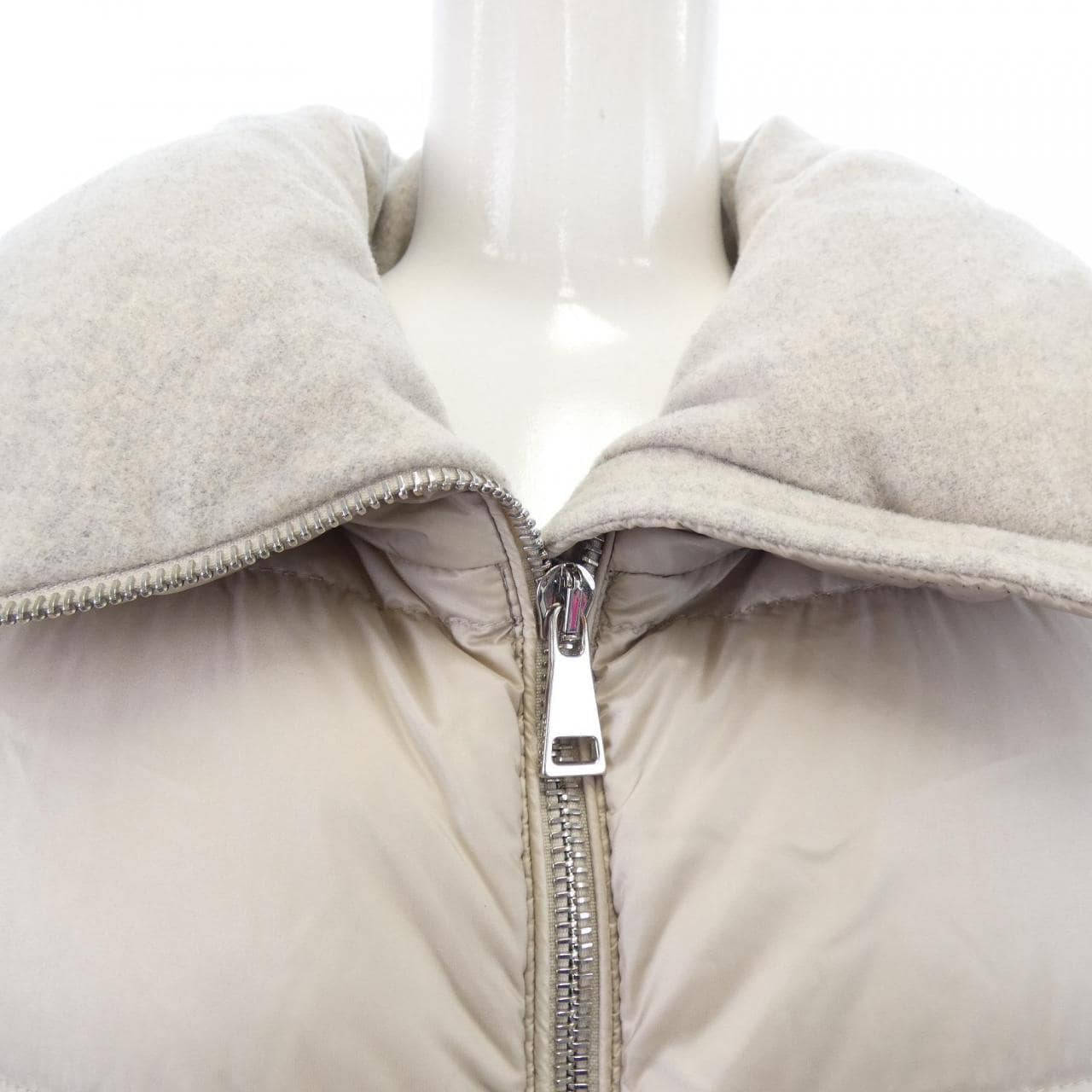 モンクレール MONCLER TORCYN ダウンジャケット