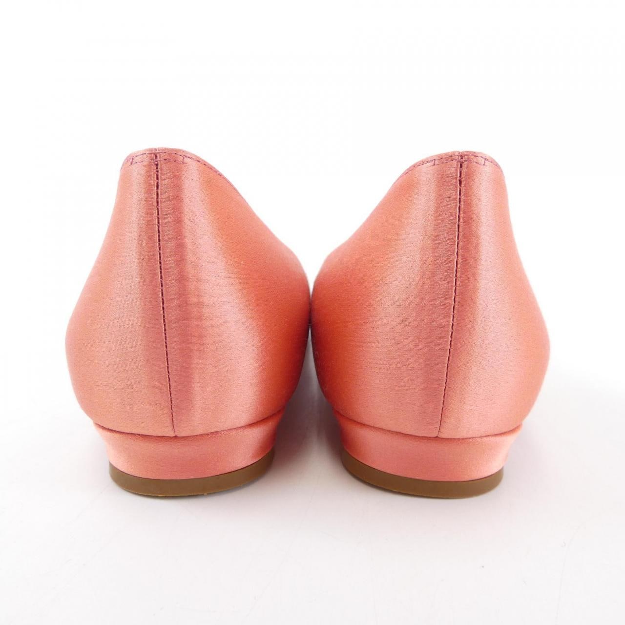 マノロブラニク MANOLO BLAHNIK フラットシューズ