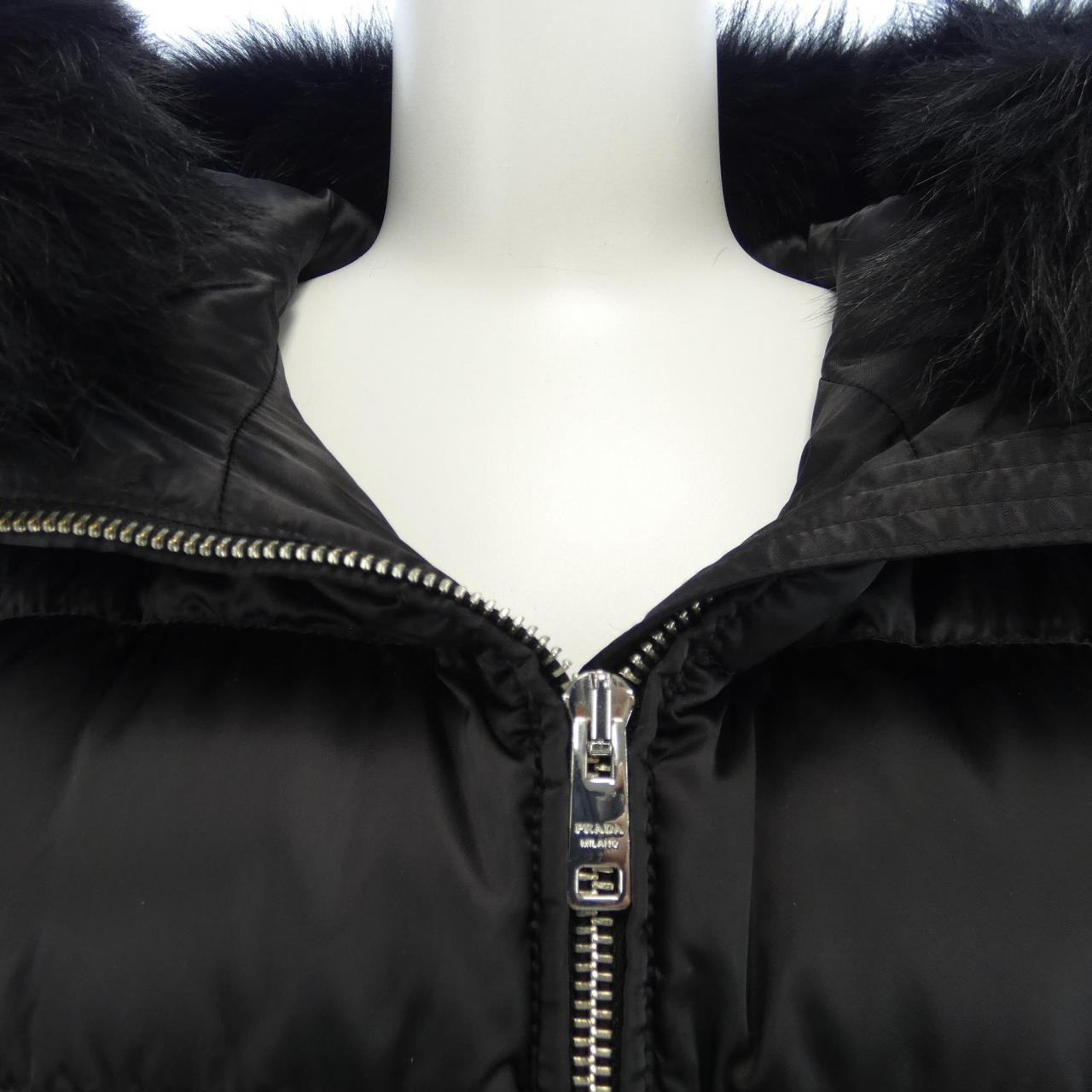 プラダ PRADA ダウンコート