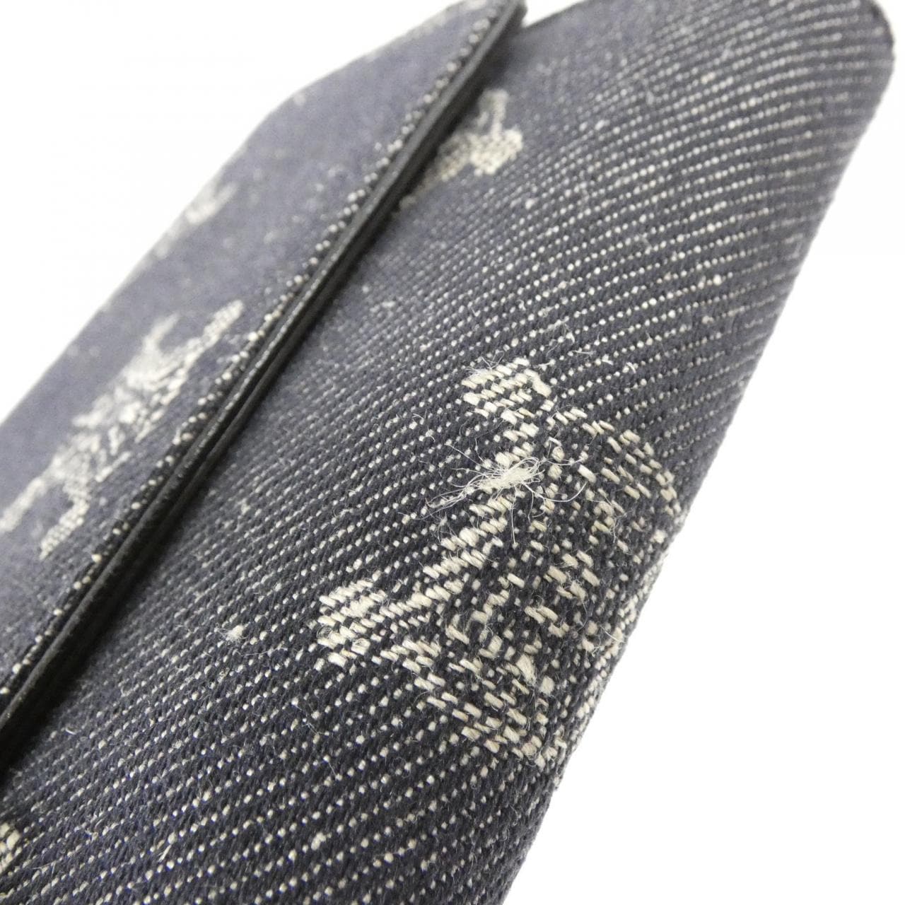 セリーヌ 107492NMC 財布