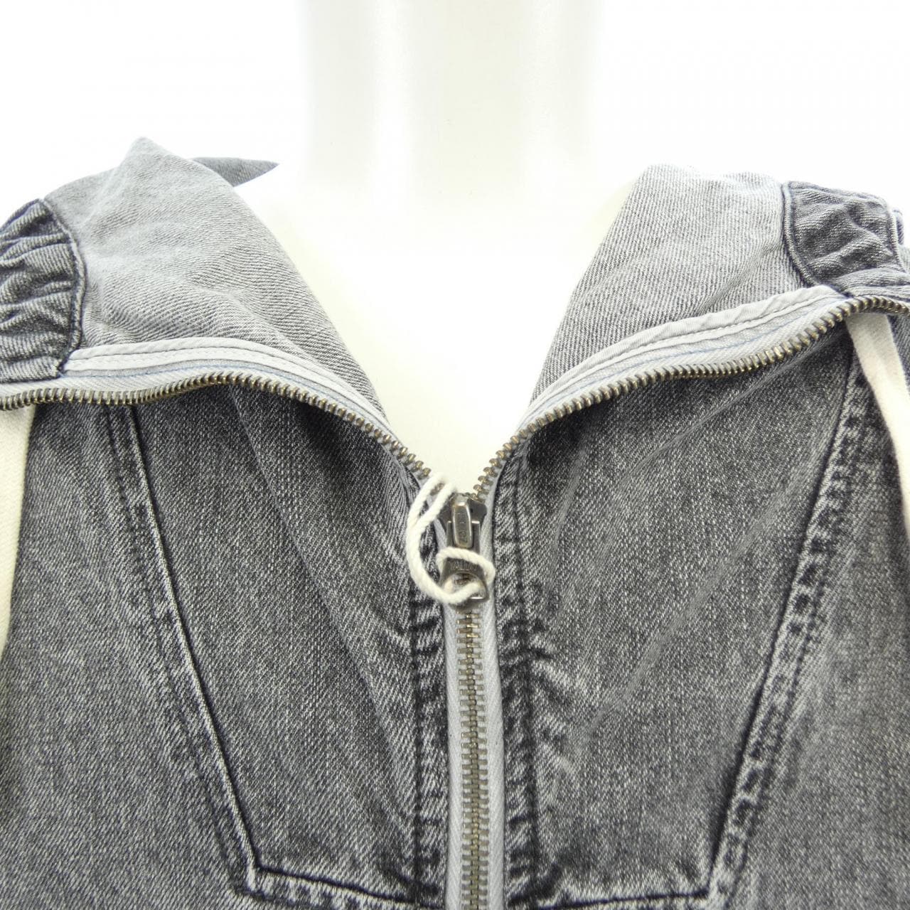 LIBERAIDERS 770132503 パーカー