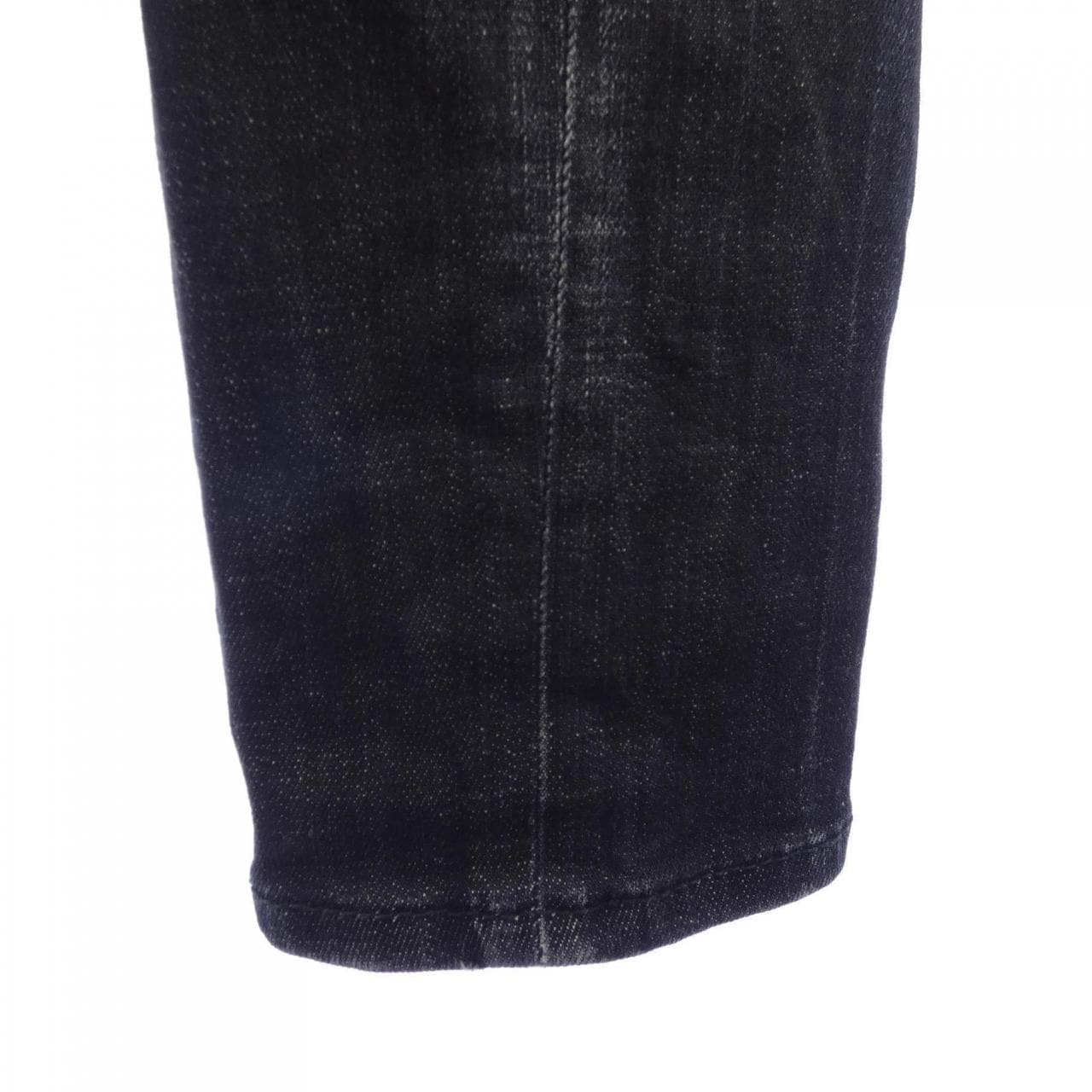 ディースクエアード DSQUARED2 S71LB0357 ジーンズ