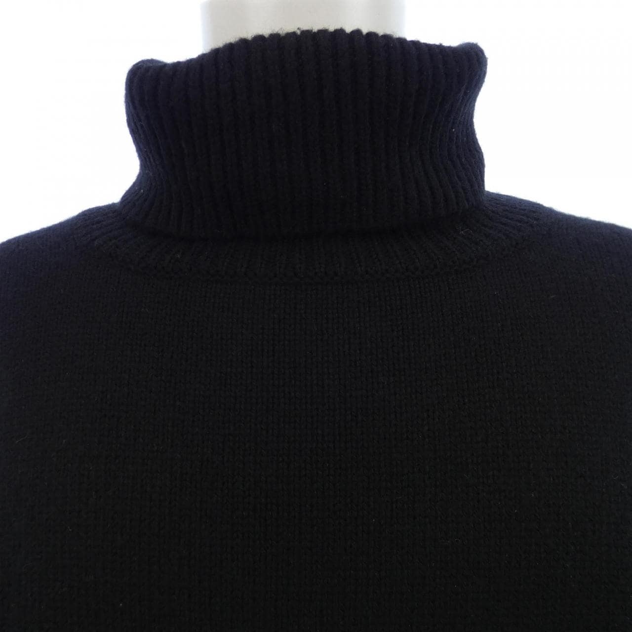 HEUGN ニット