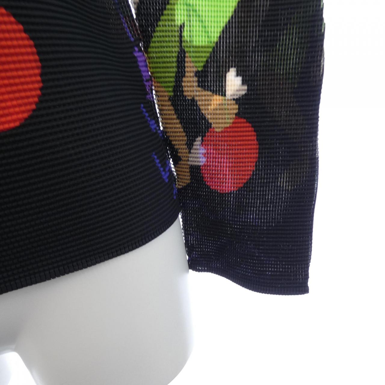 ミーイッセイミヤケ me ISSEY MIYAKE MI53FJ621 トップス