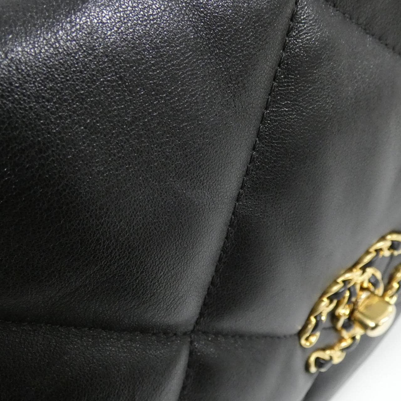 シャネル シャネル19 ライン AS1161 ショルダーバッグ