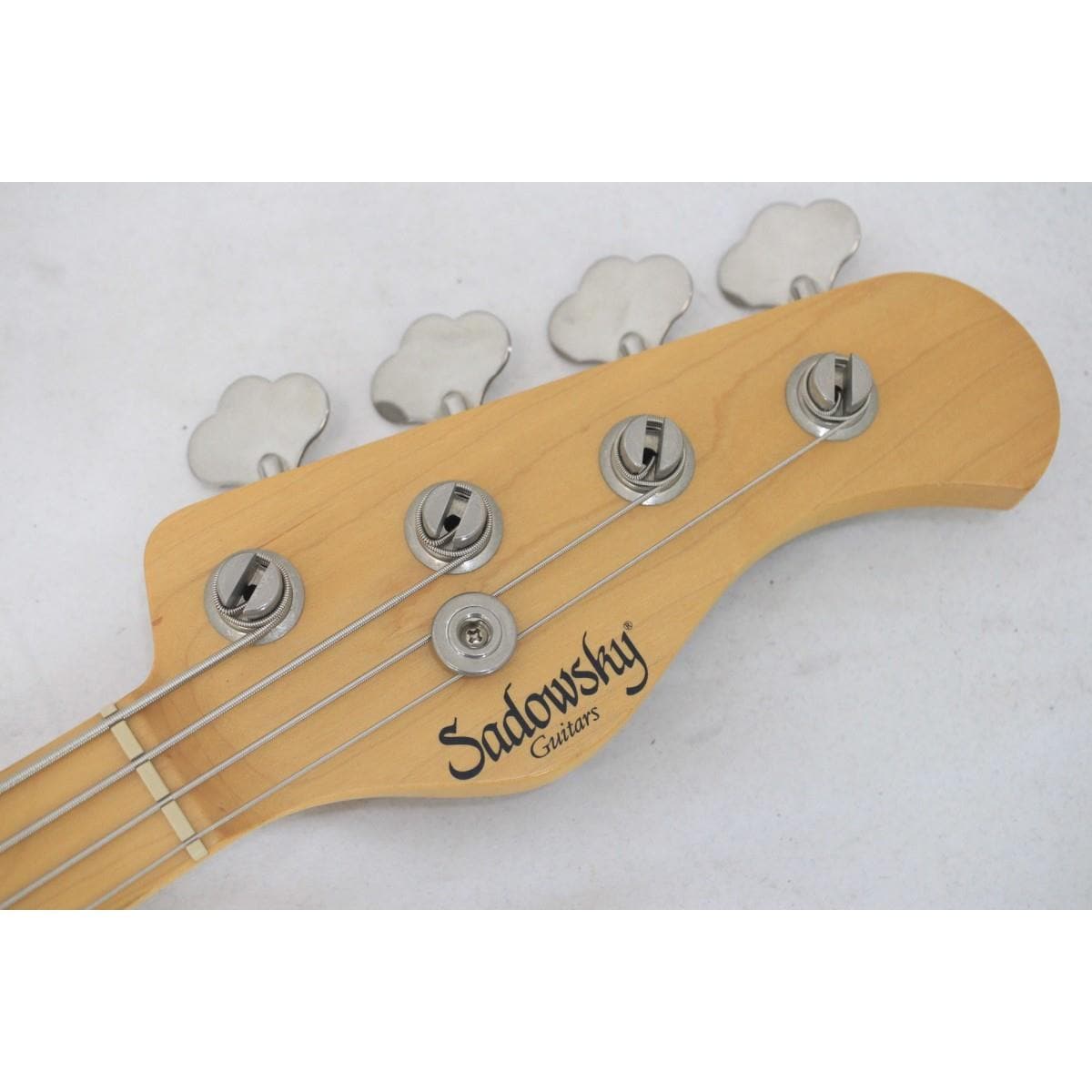 ＳＡＤＯＷＳＫＹ　　ＭＥＴＲＯＬＩＮＥ　ＭＶ４