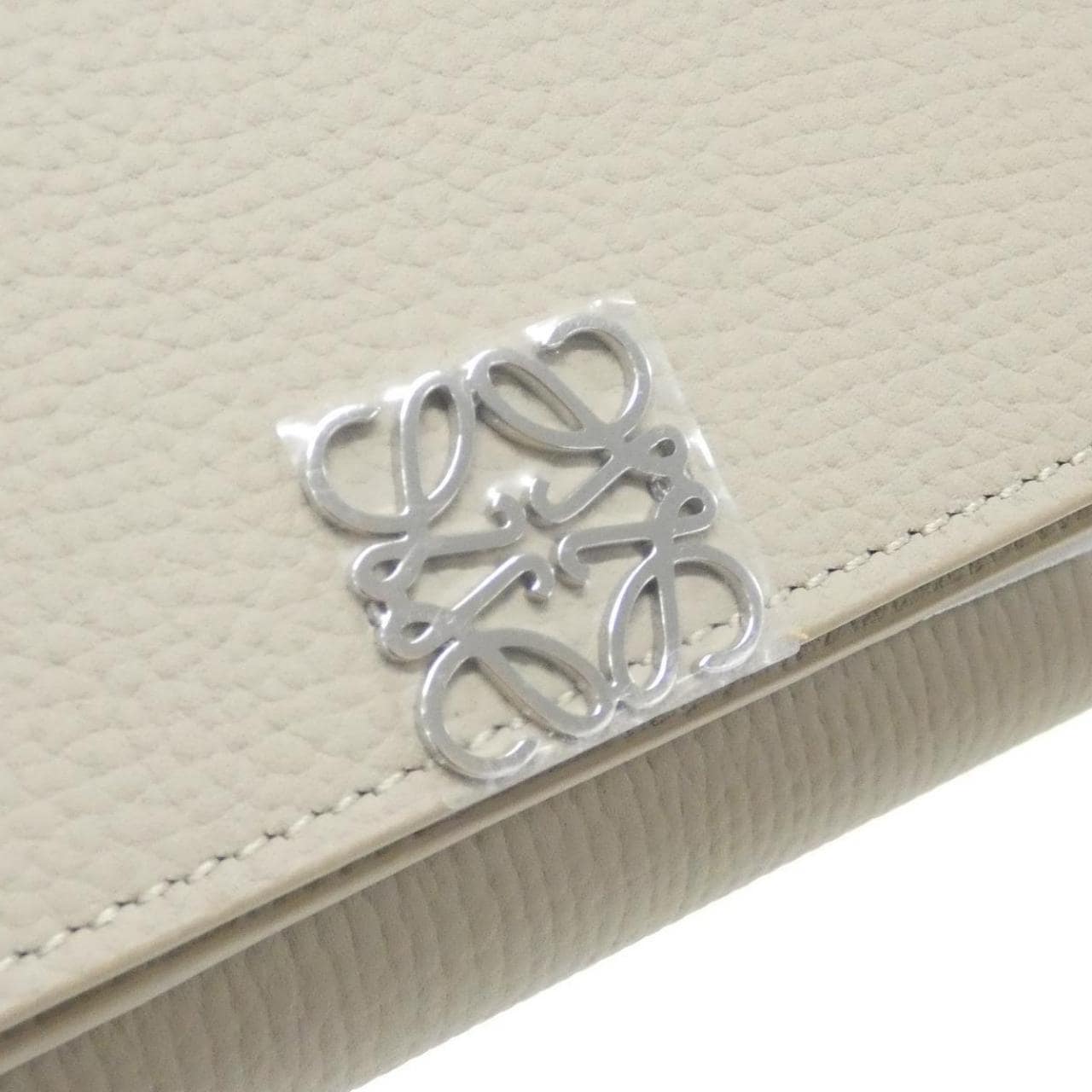 【新品】ロエベ アナグラム トライフォールド ウォレット C821TR2X16 財布