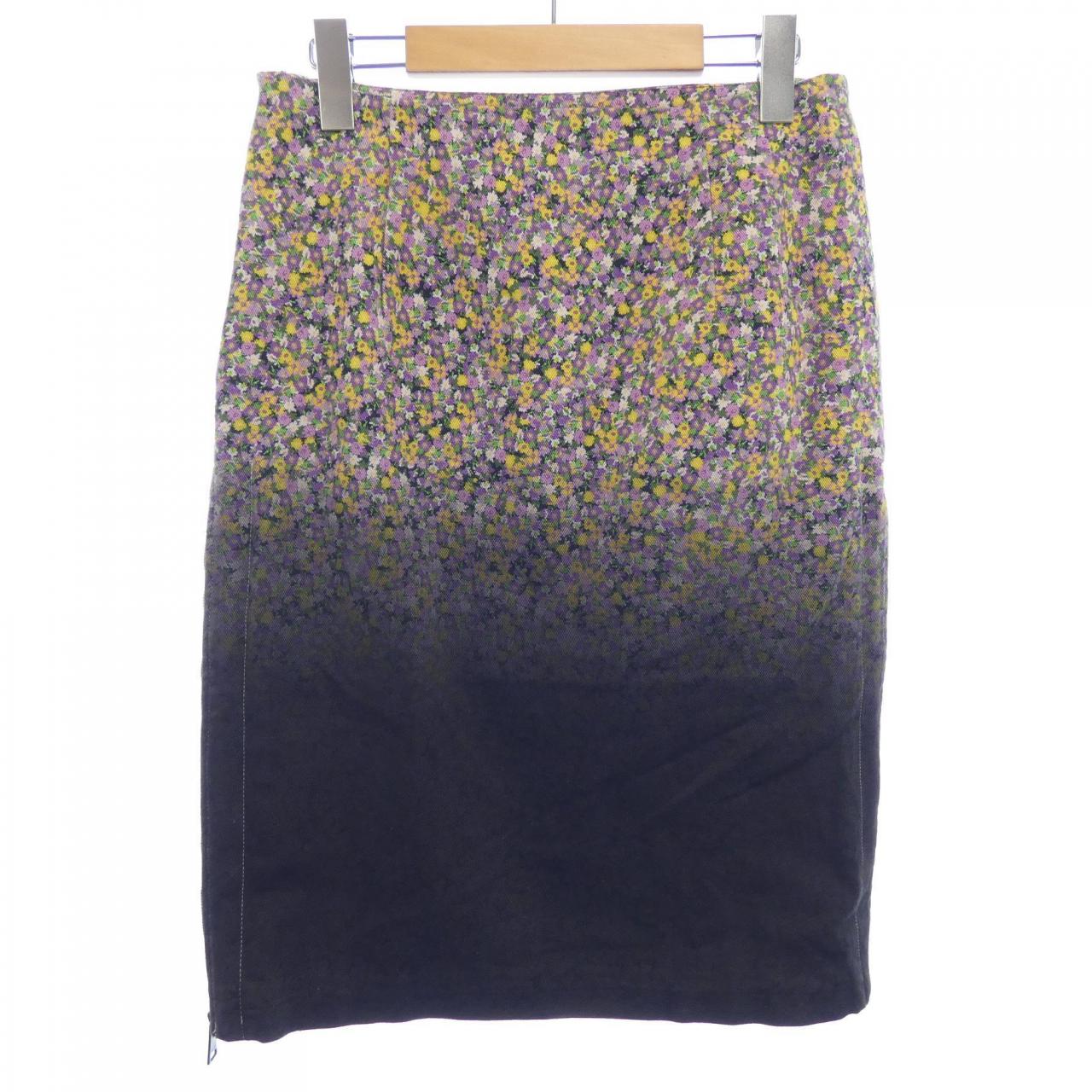 ヌメロヴェントゥーノ N°21 25EN2M0C0210110 スカート