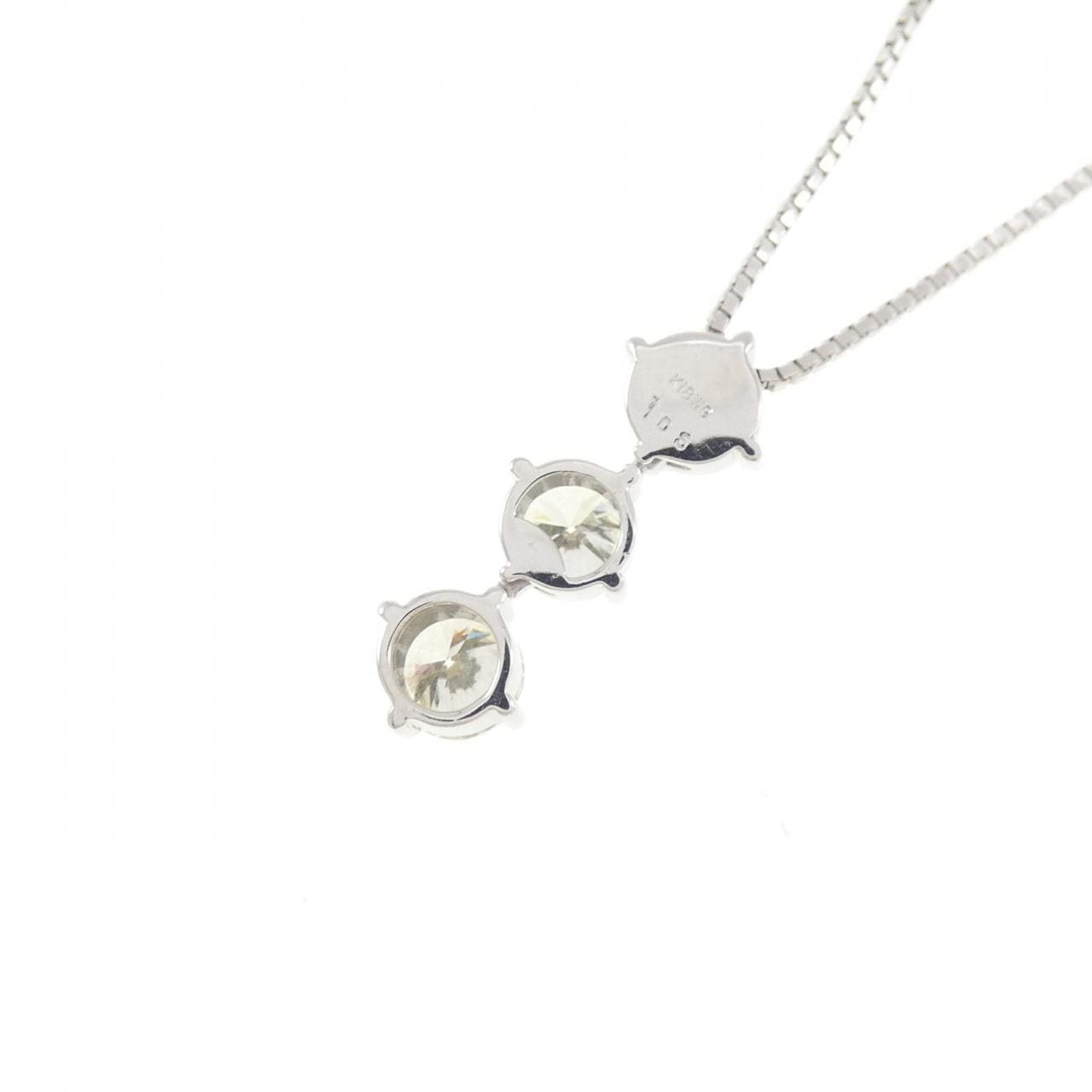 K18WG スリーストーン ダイヤモンド ネックレス 1.05CT