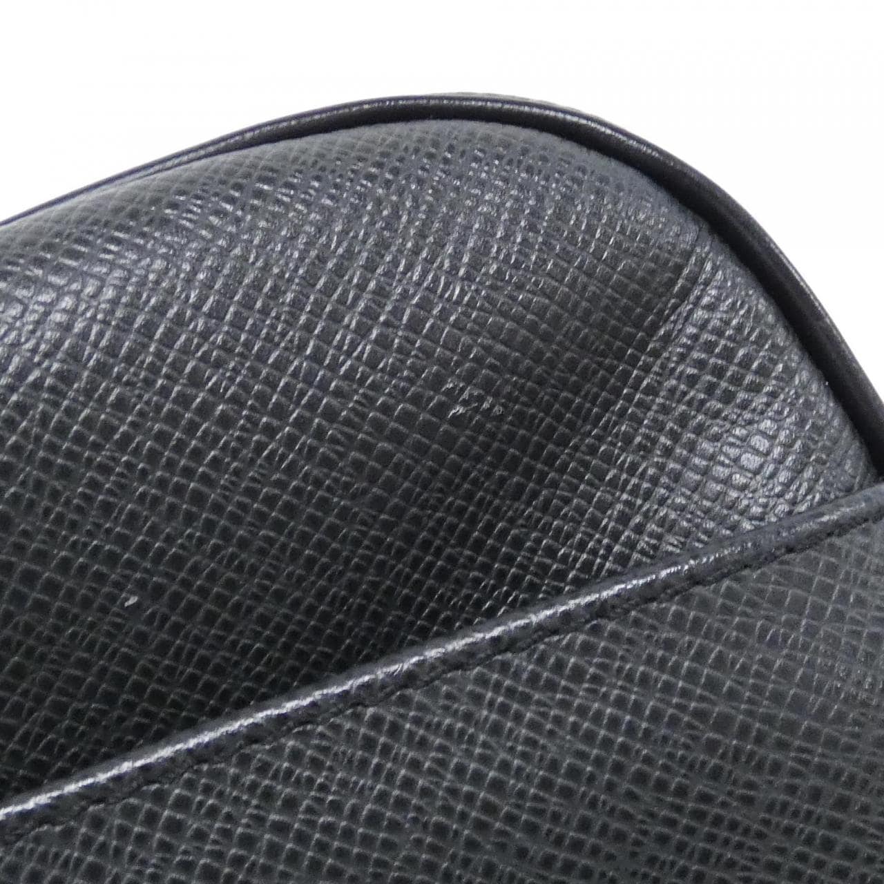 ルイヴィトン タイガ リポーター M30152 ショルダーバッグ