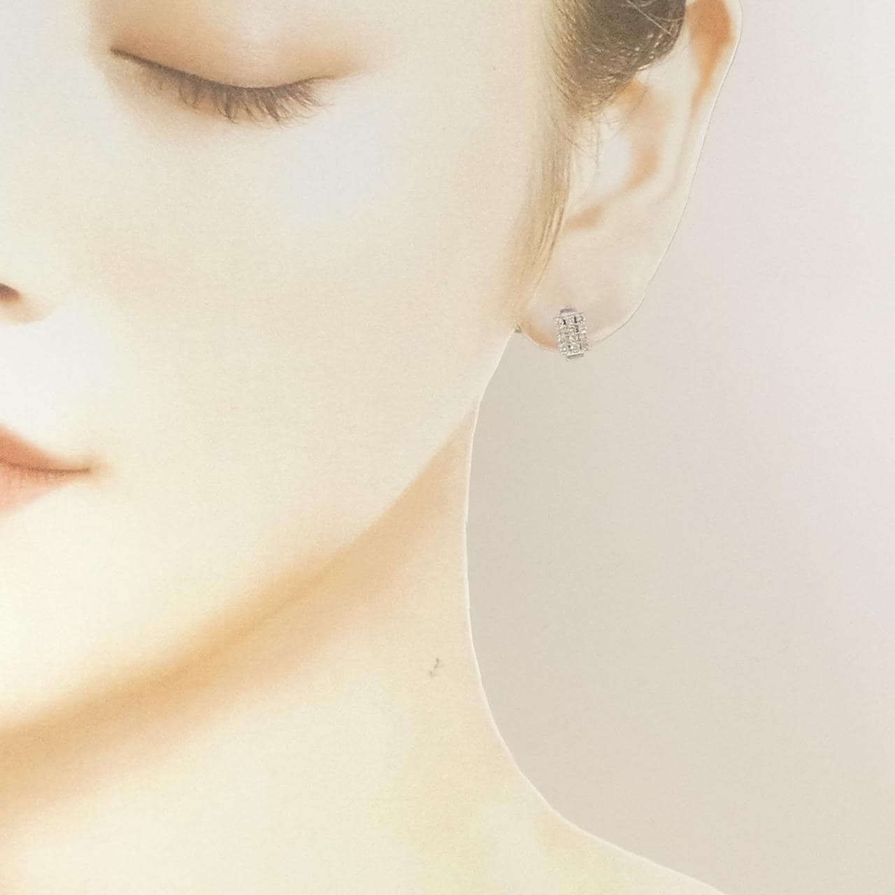 K18WG ダイヤモンド ピアス 0.30CT