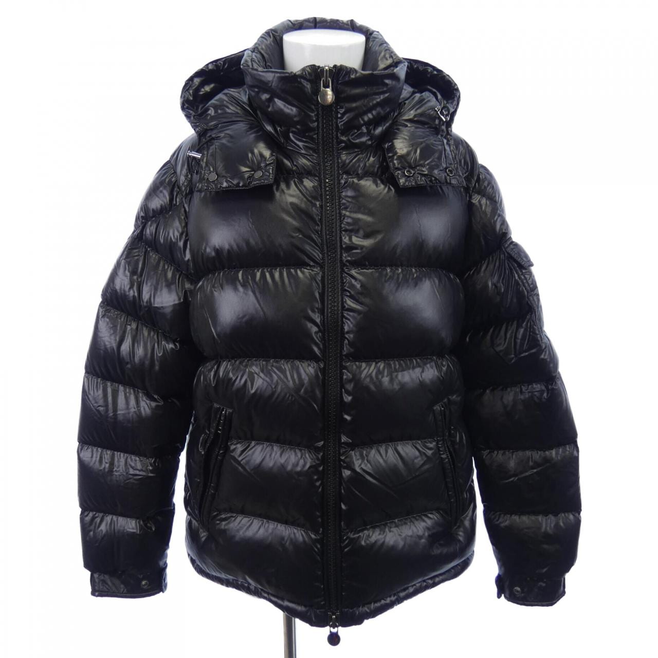 モンクレール MONCLER ダウンジャケット