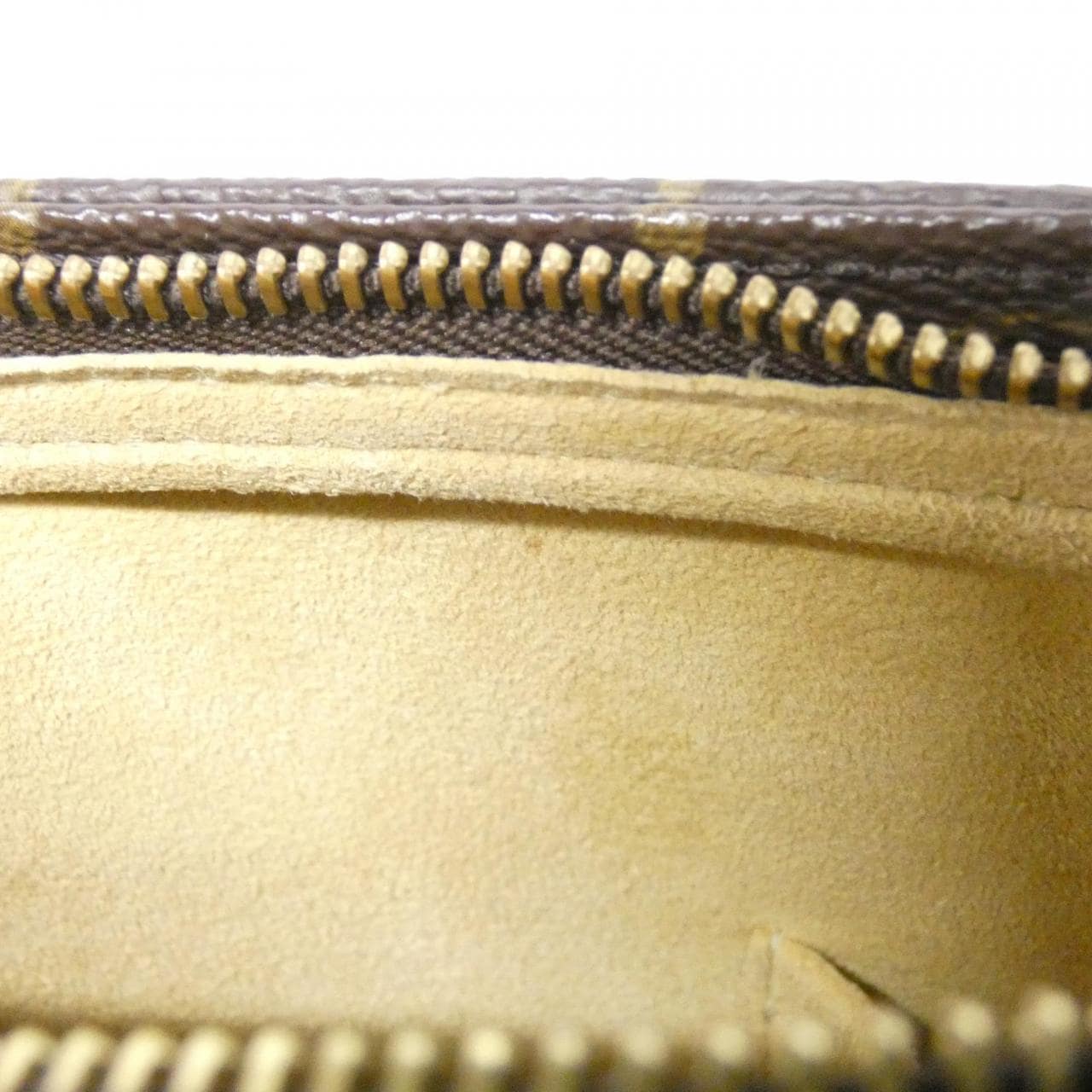 LOUIS VUITTON Monogram Looping MM M51146 Shoulder Bag