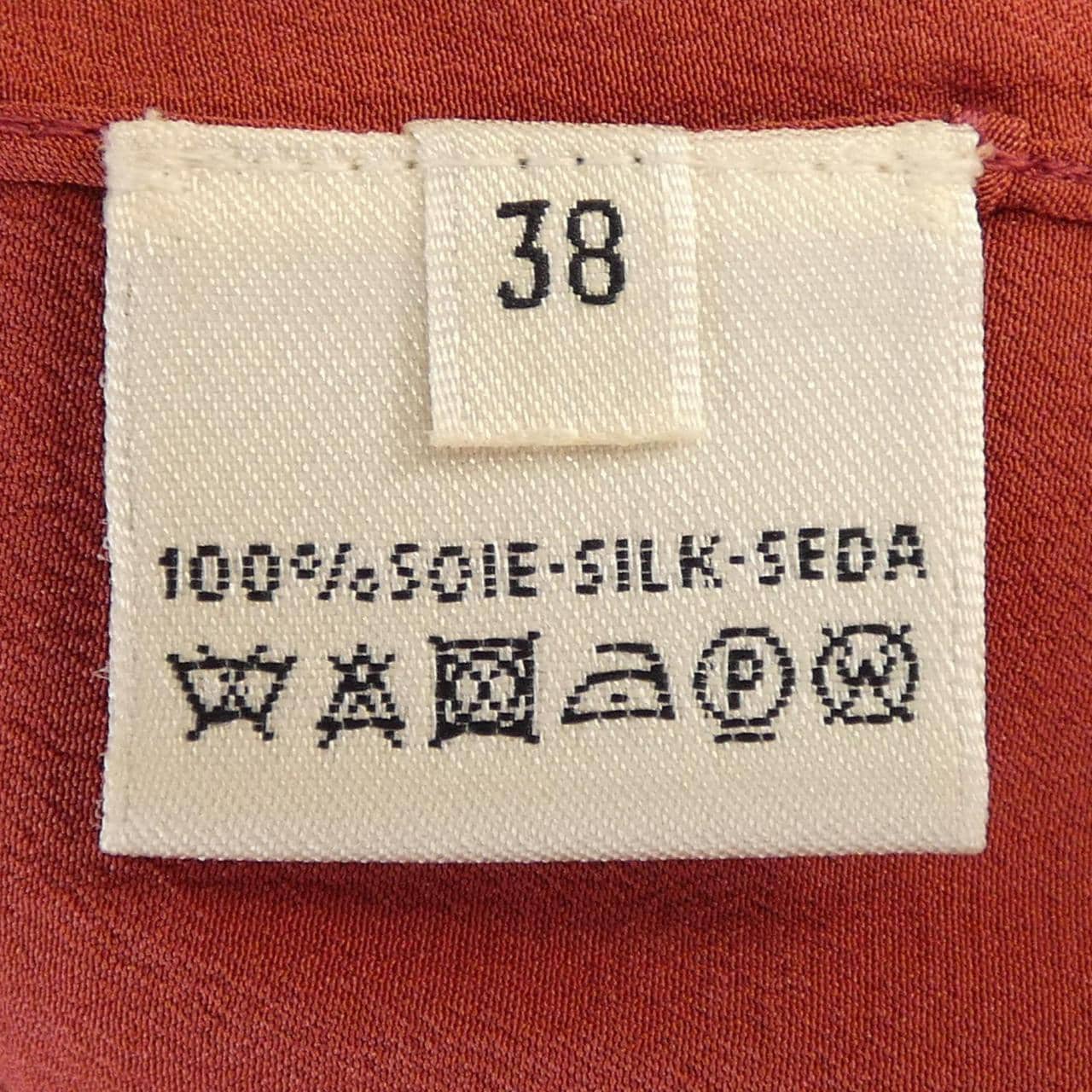 エルメス HERMES トップス