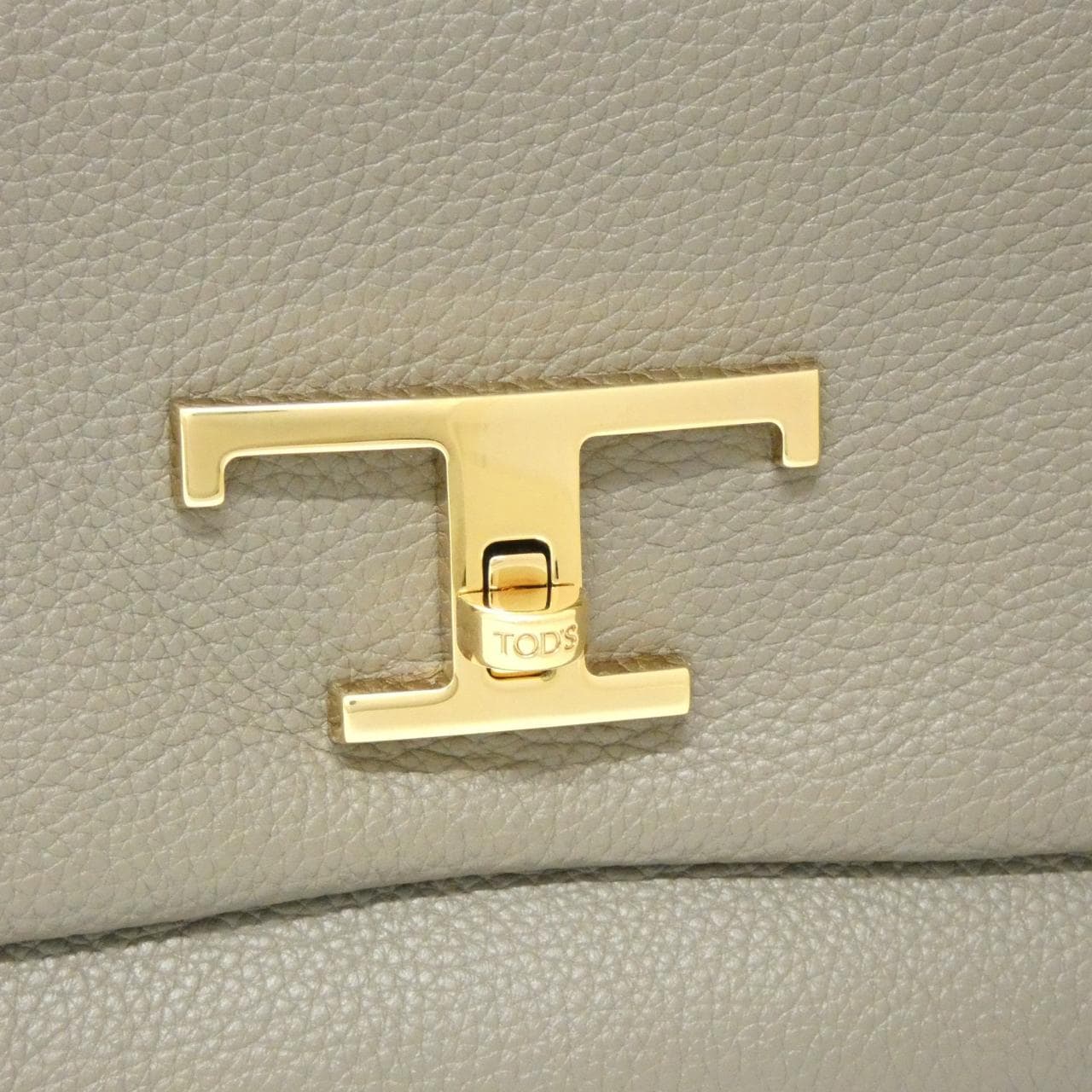 トッズ T TIMELESS XBWTSQC0100T5ZC404 ショルダーバッグ