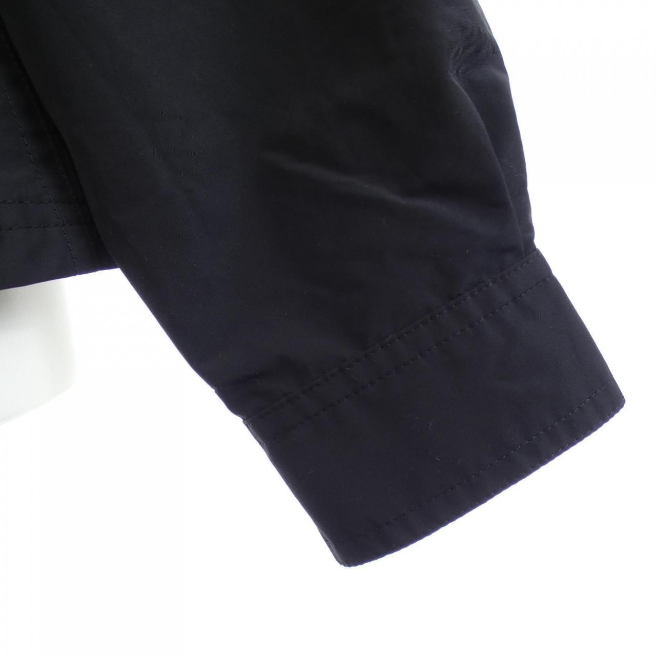 ルイヴィトン LOUIS VUITTON ショートフーデッドパーカ FIOW26FBP ジャケット