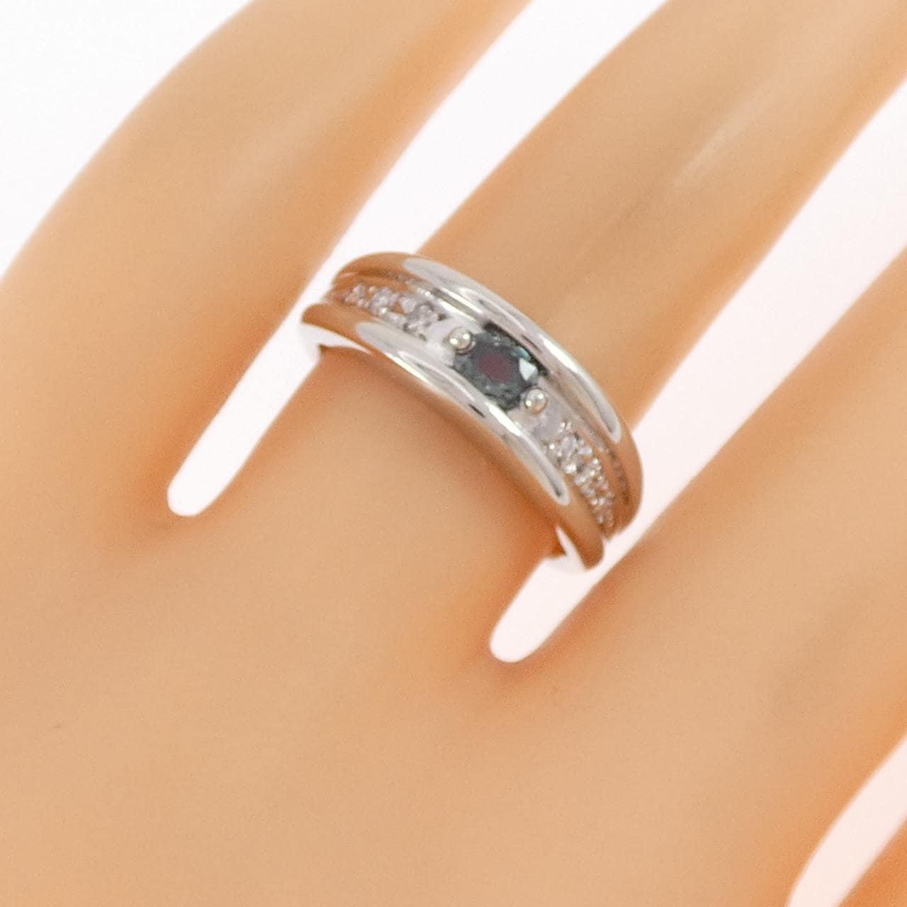 PT900 アレキサンドライト リング 0.19CT