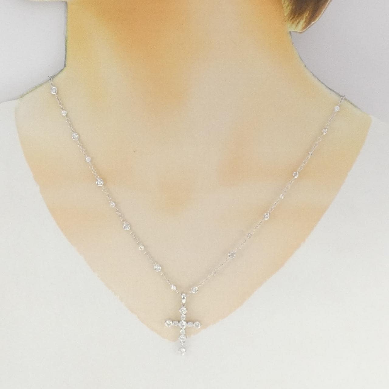 750WG クロス ダイヤモンド ネックレス