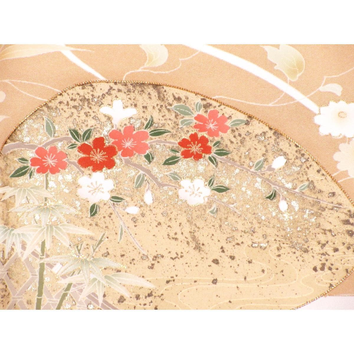 訪問着　友禅金彩加工　刺繍入り