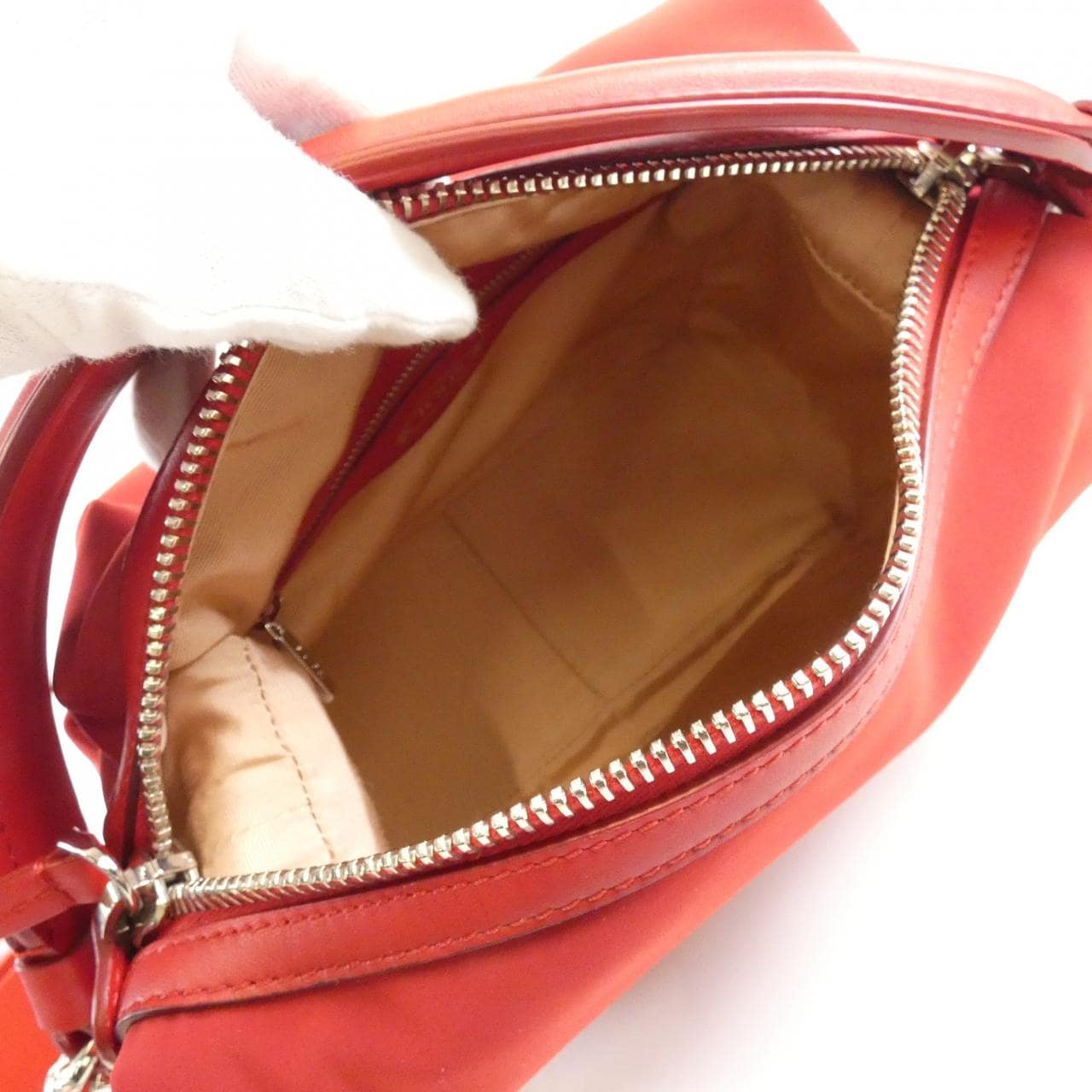 トッズ ハッピーモーメント XBWELBSN100NJ63P00 ショルダーバッグ