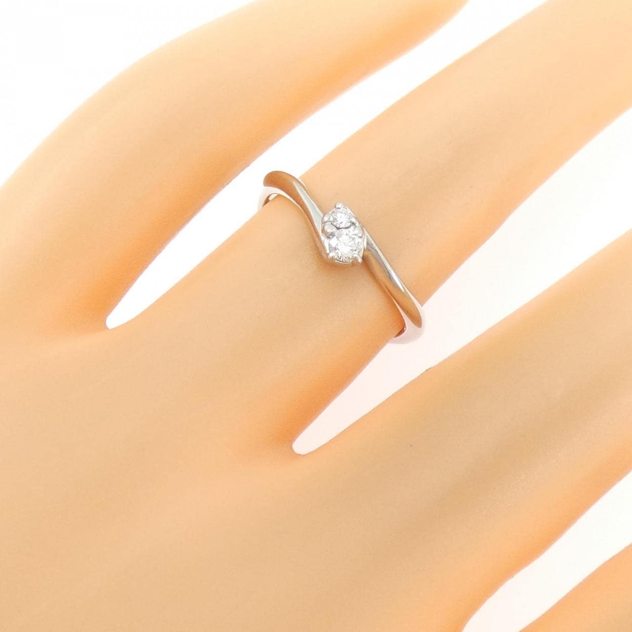 4゜C ダイヤモンド リング