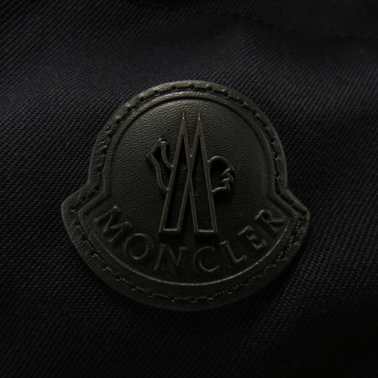 モンクレール MONCLER ダウンジャケット