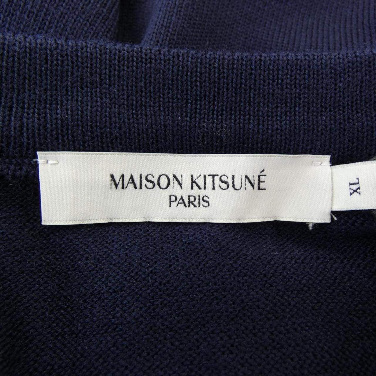 メゾンキツネ MAISON KITSUNE FM00528KT1036 ニット