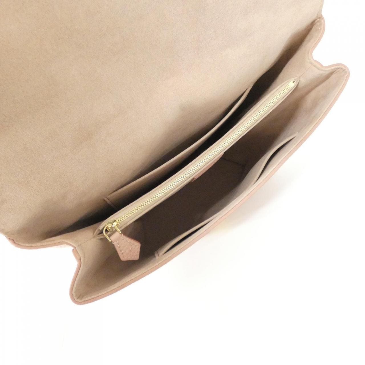 ルイヴィトン トリヨン ヴォルタ M50546 バッグ