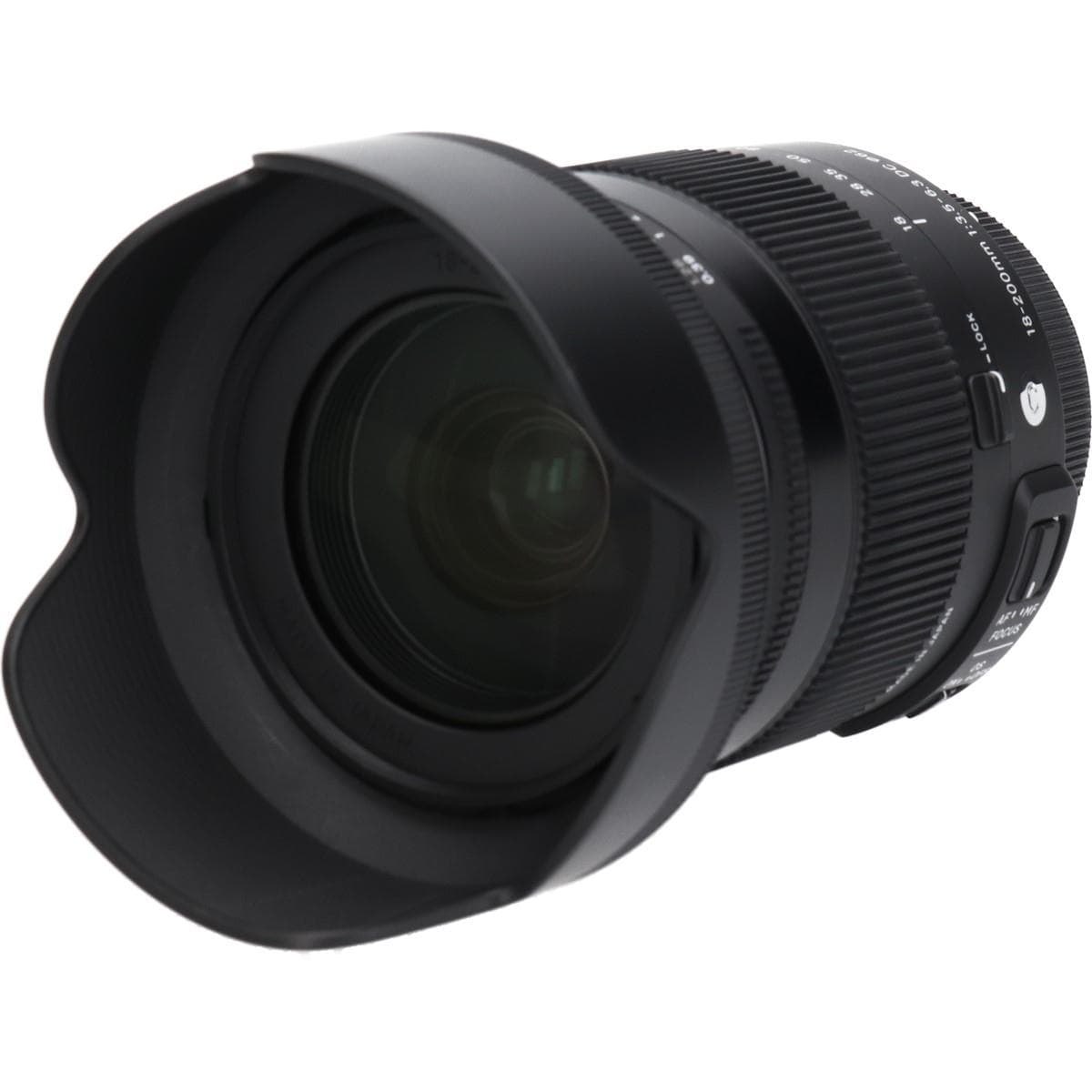 （Ｃ）ニコン１８－２００ｍｍ　Ｆ３．５－６．３ＤＣ　ＯＳ
