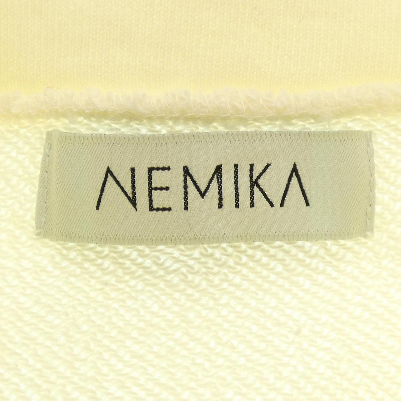 涅米卡NEMIKA连衣裙