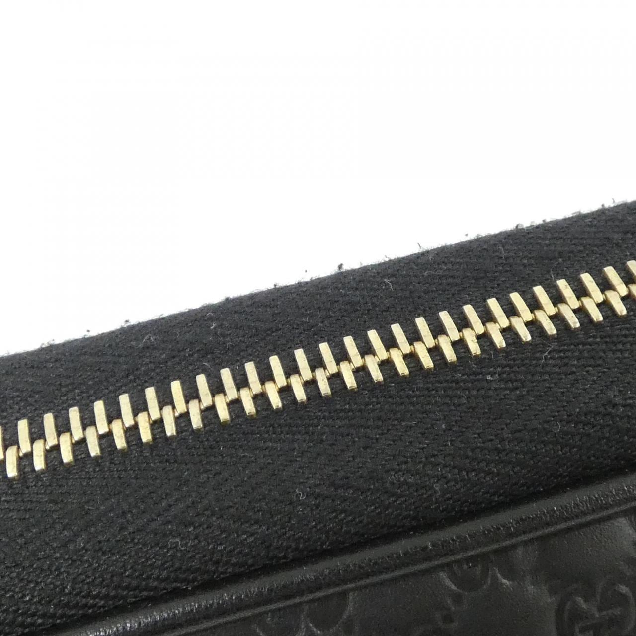 グッチ 607726 BMJ1G バッグ