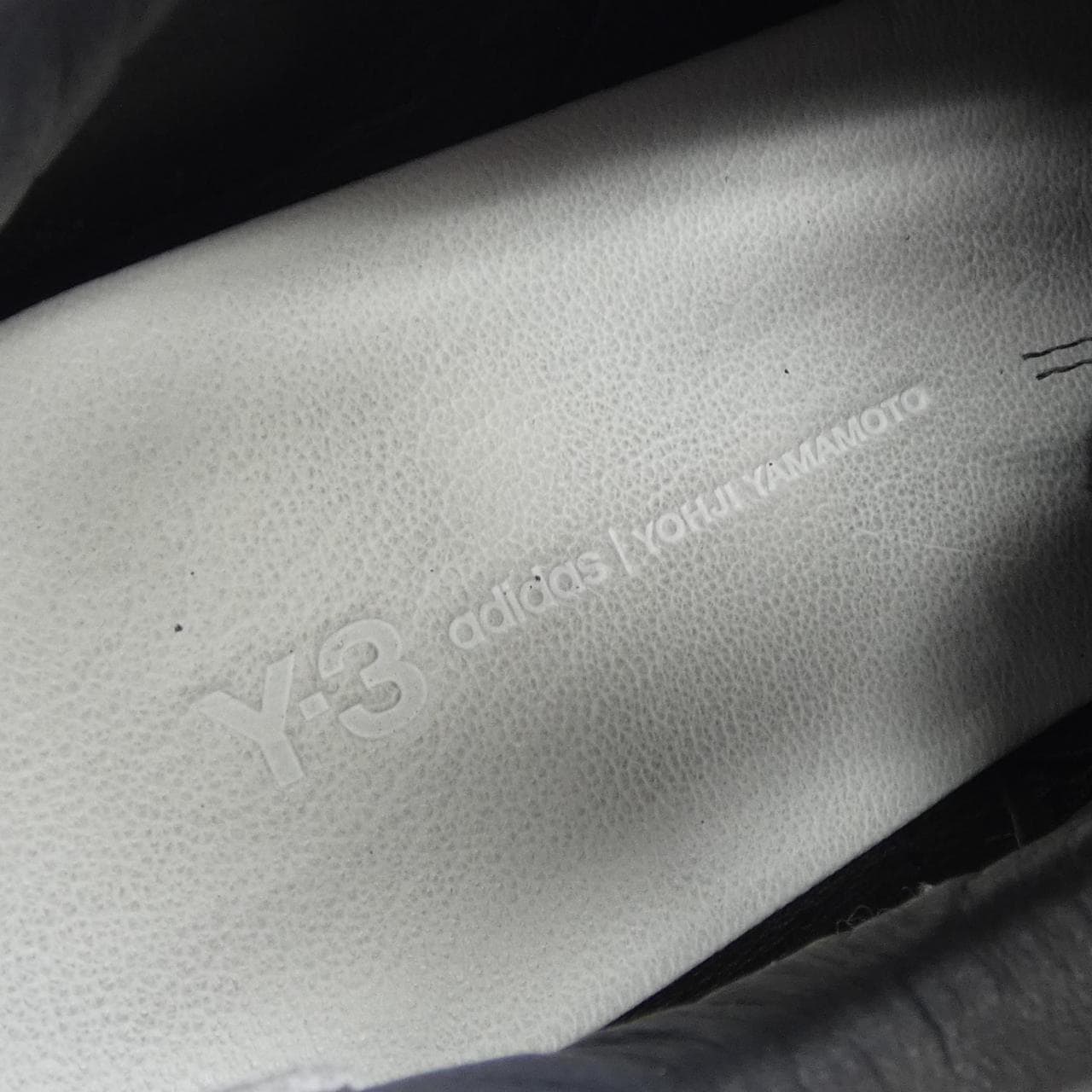 ワイスリー Y-3 GZ9138 スニーカー