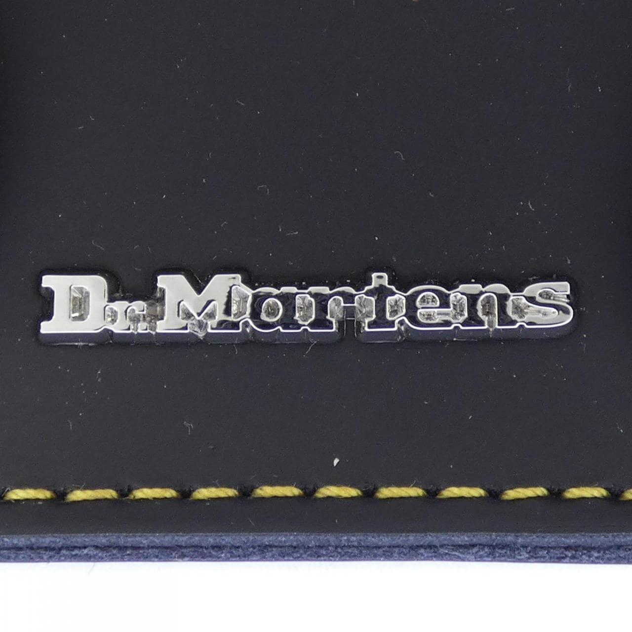 ドクターマーチン DR.MARTENS AB098001/7インチ サッチ BAG