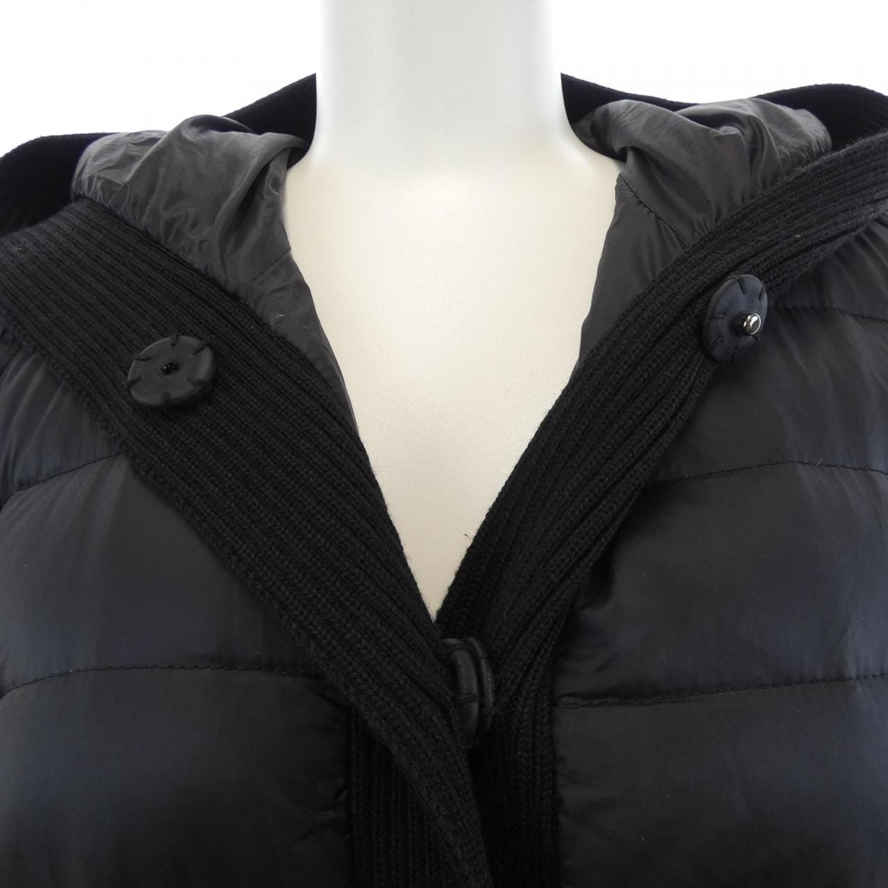 モンクレール MONCLER 20938488300 ダウンジャケット