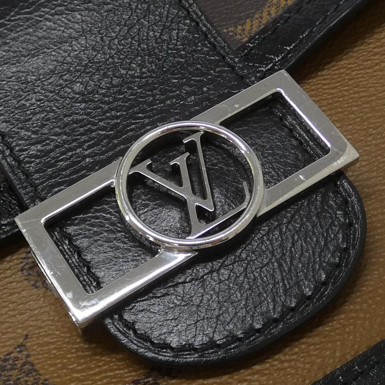 LOUIS VUITTON Monogram Reverse Dauphine M44599 Shoulder Bag