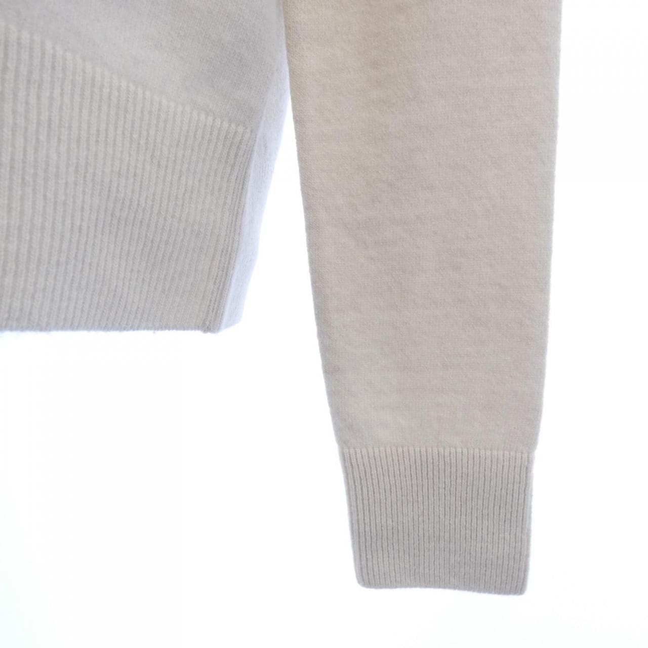 エルメス HERMES LES TAMBOURS FINESSE 3H2614DI ニット