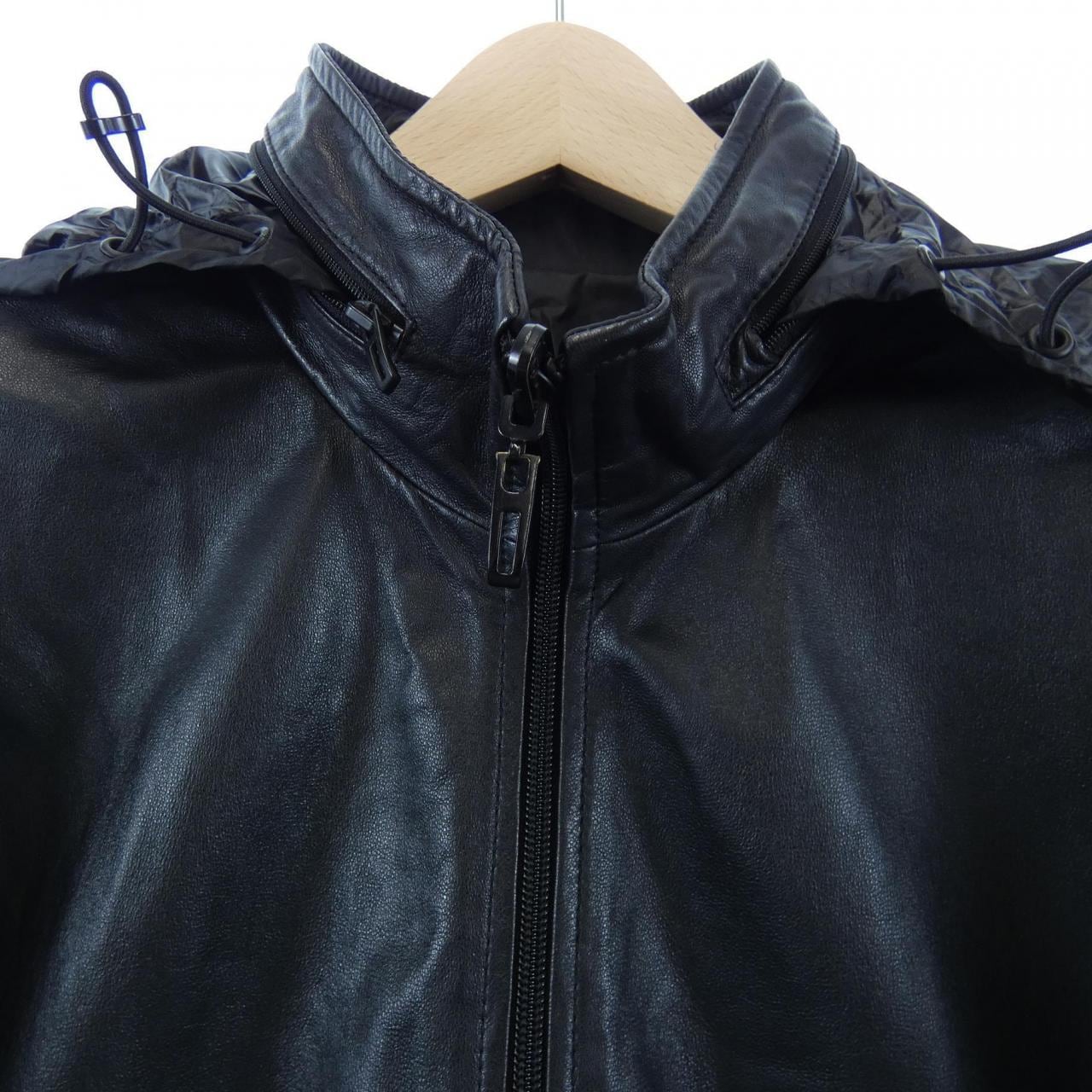 エンポリオアルマーニ EMPORIO ARMANI レザージャケット