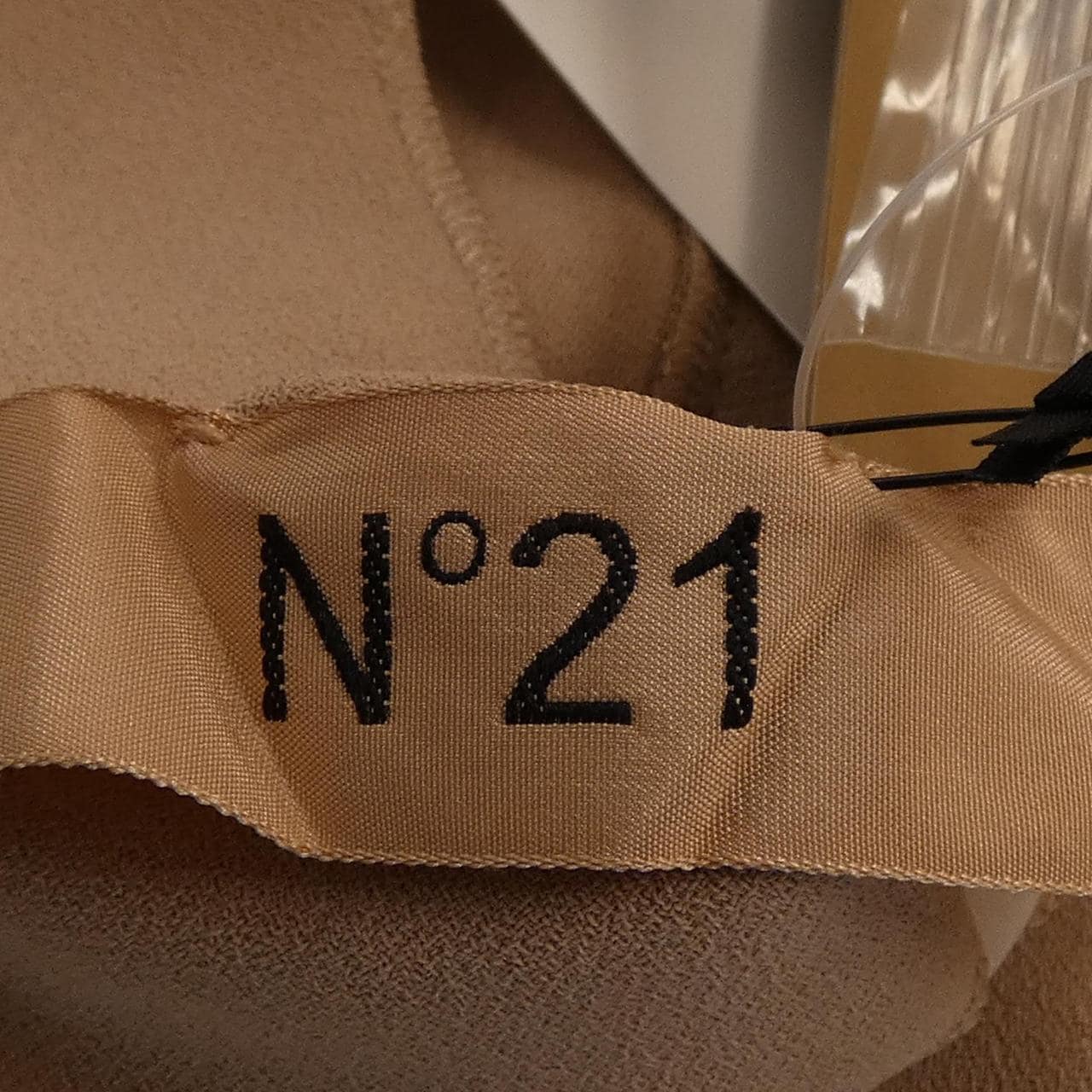 ヌメロヴェントゥーノ N°21 P24IN2S H1615159 ワンピース