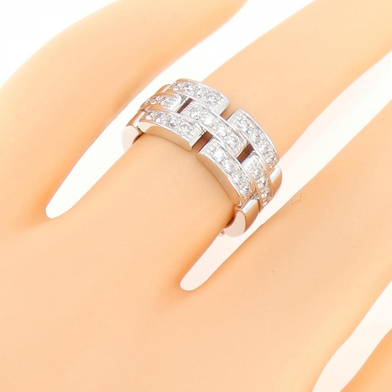 Cartier Maillon panthère half diamond ring