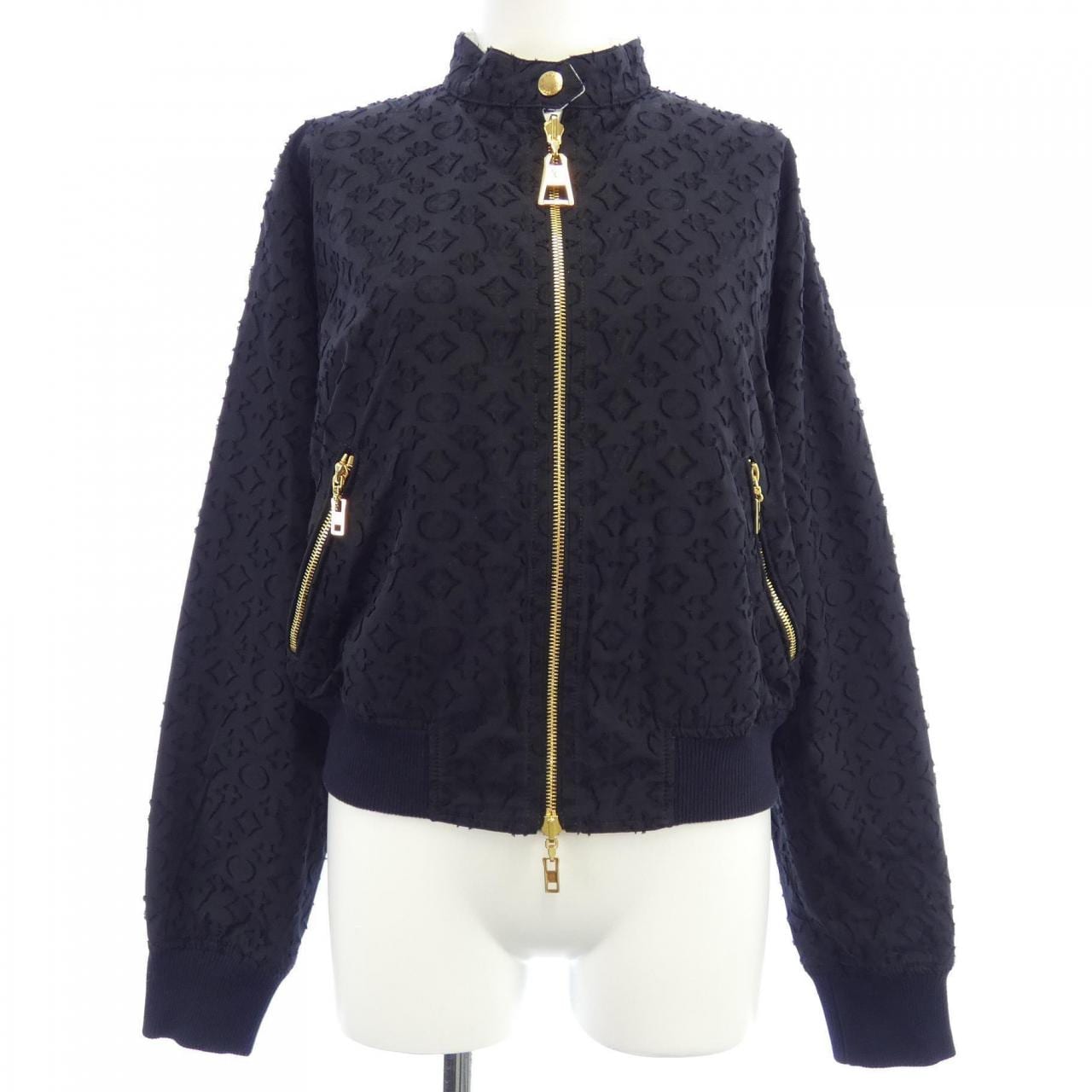 ルイヴィトン LOUIS VUITTON リバーシブルモノグラムレリーフ FNJA19AQV ブルゾン
