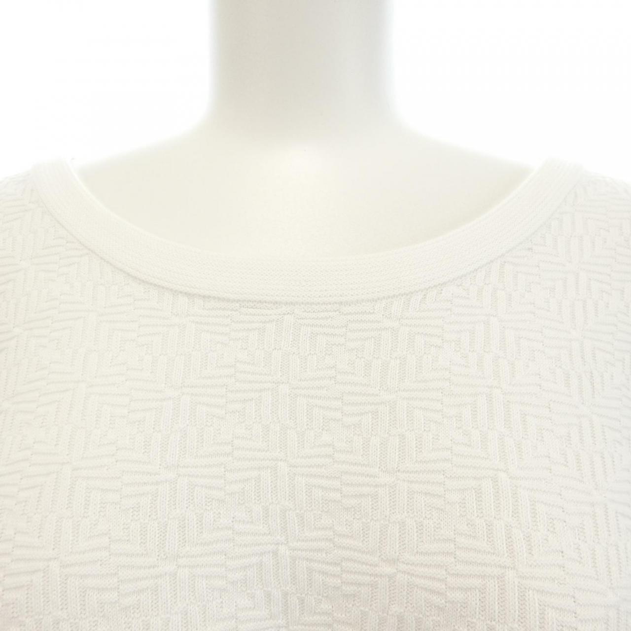 シャネル CHANEL P47937K06121 ニット