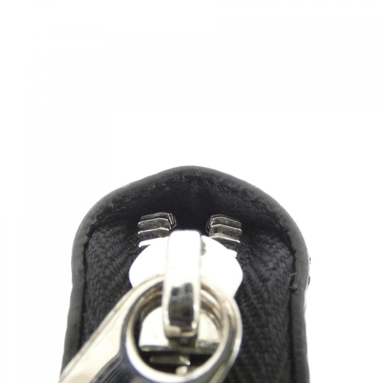 ルイヴィトン エピ ジッピー ウォレット M61857 財布