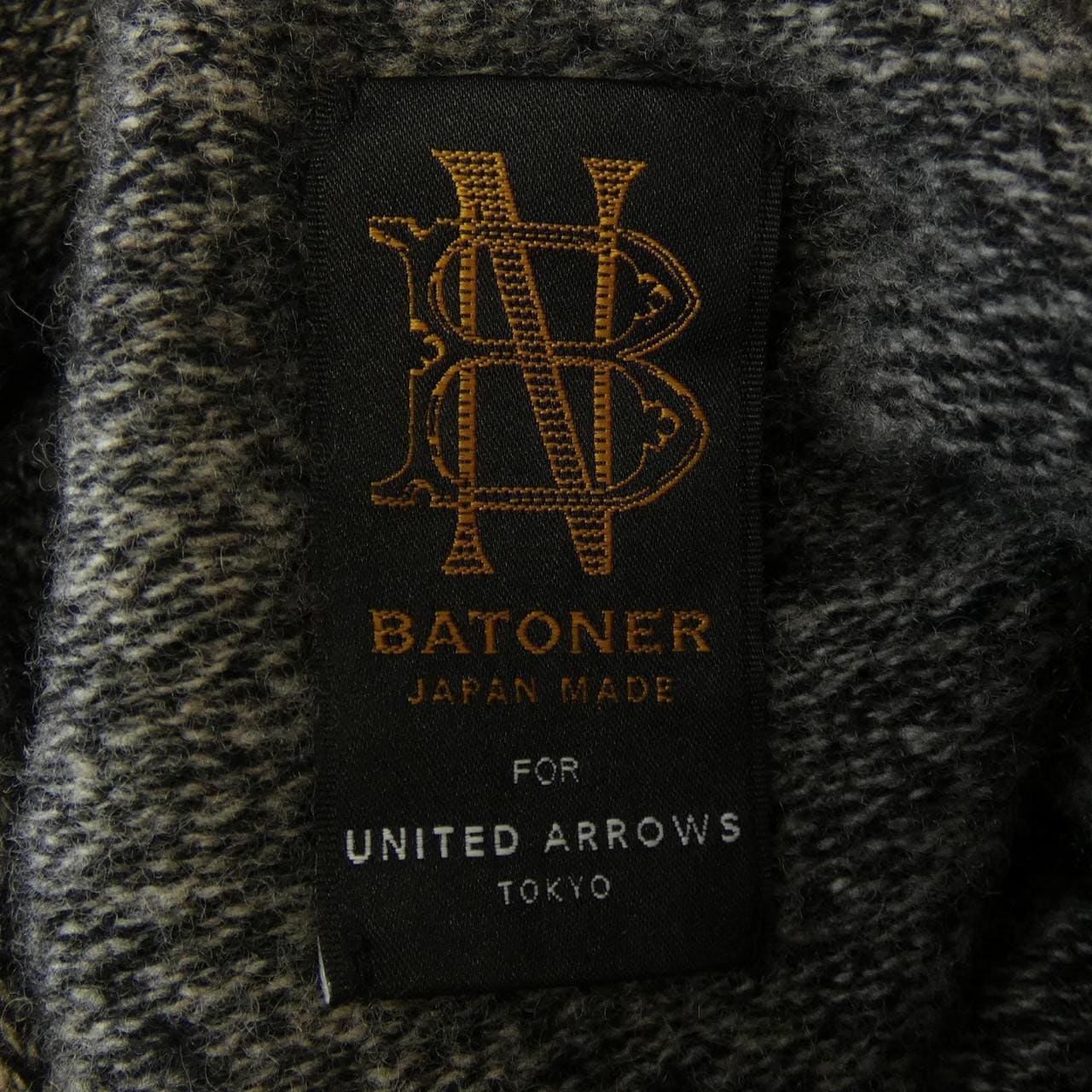 バトナー BATONER パーカー