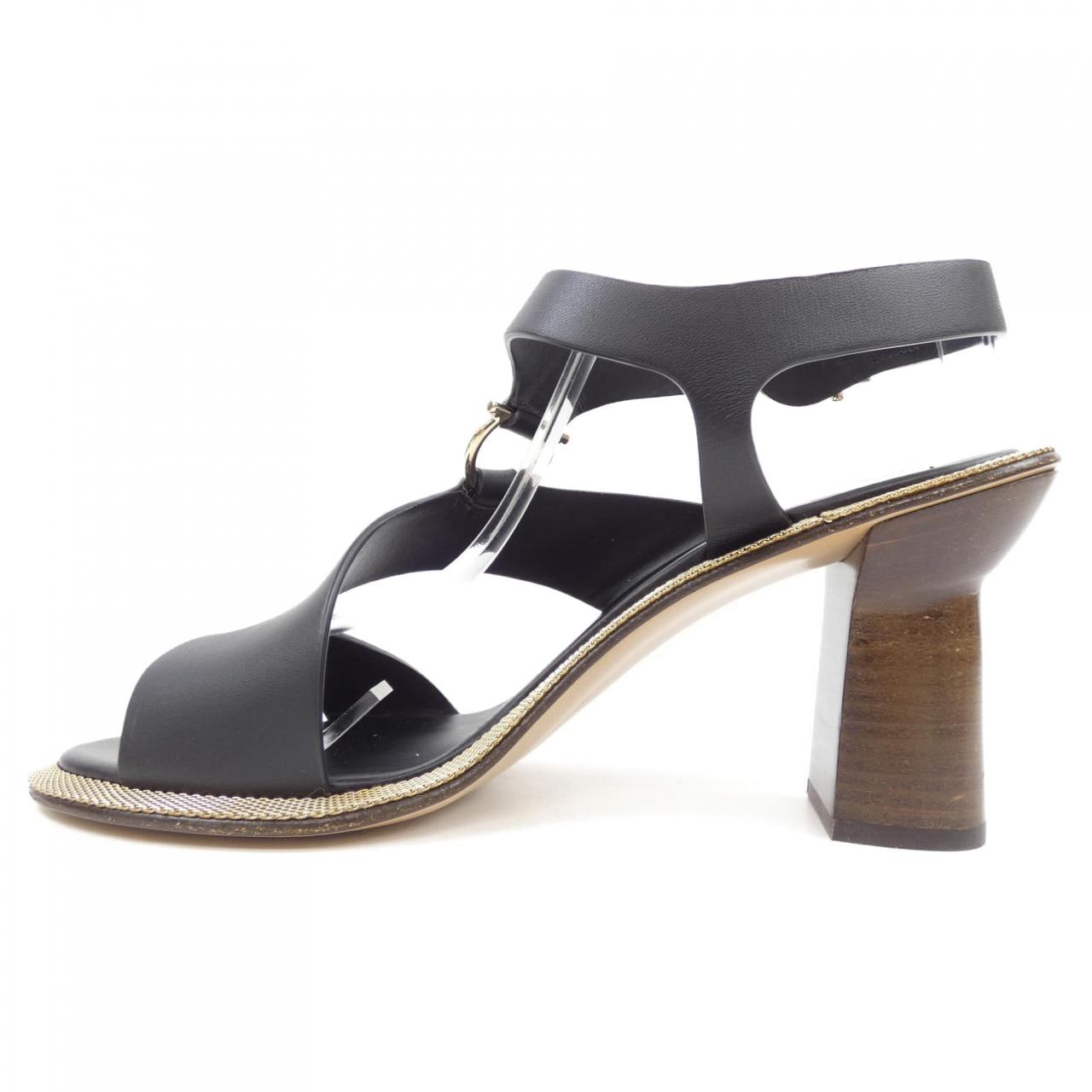 サルヴァトーレフェラガモ SALVATORE FERRAGAMO サンダル