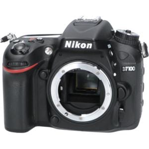 NIKON D7100