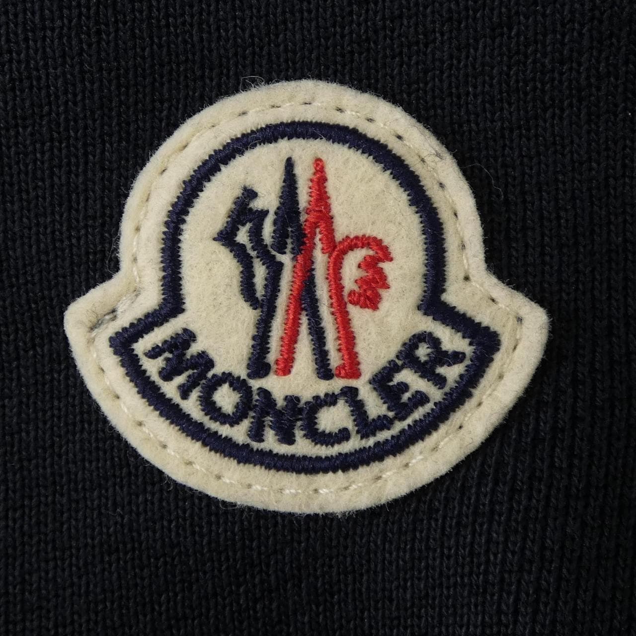 【新品】モンクレール MONCLER 20938G00017 89BG6 ダウンジャケット