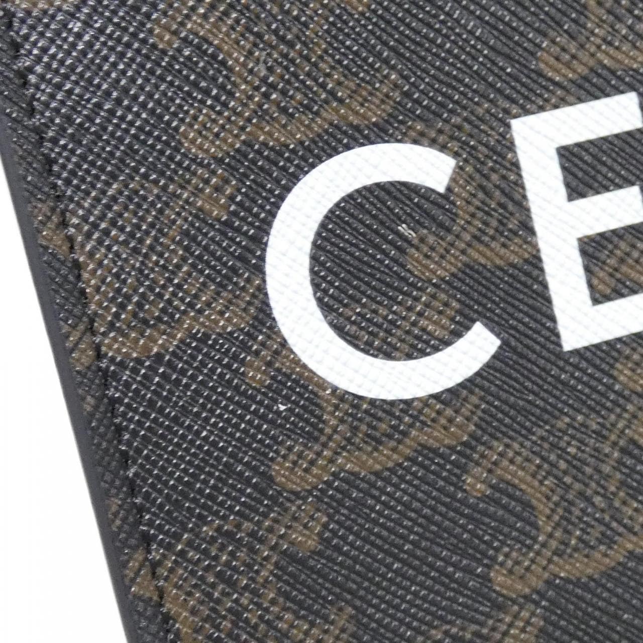 セリーヌ ミニ バーティカル カバ 194372BZK バッグ