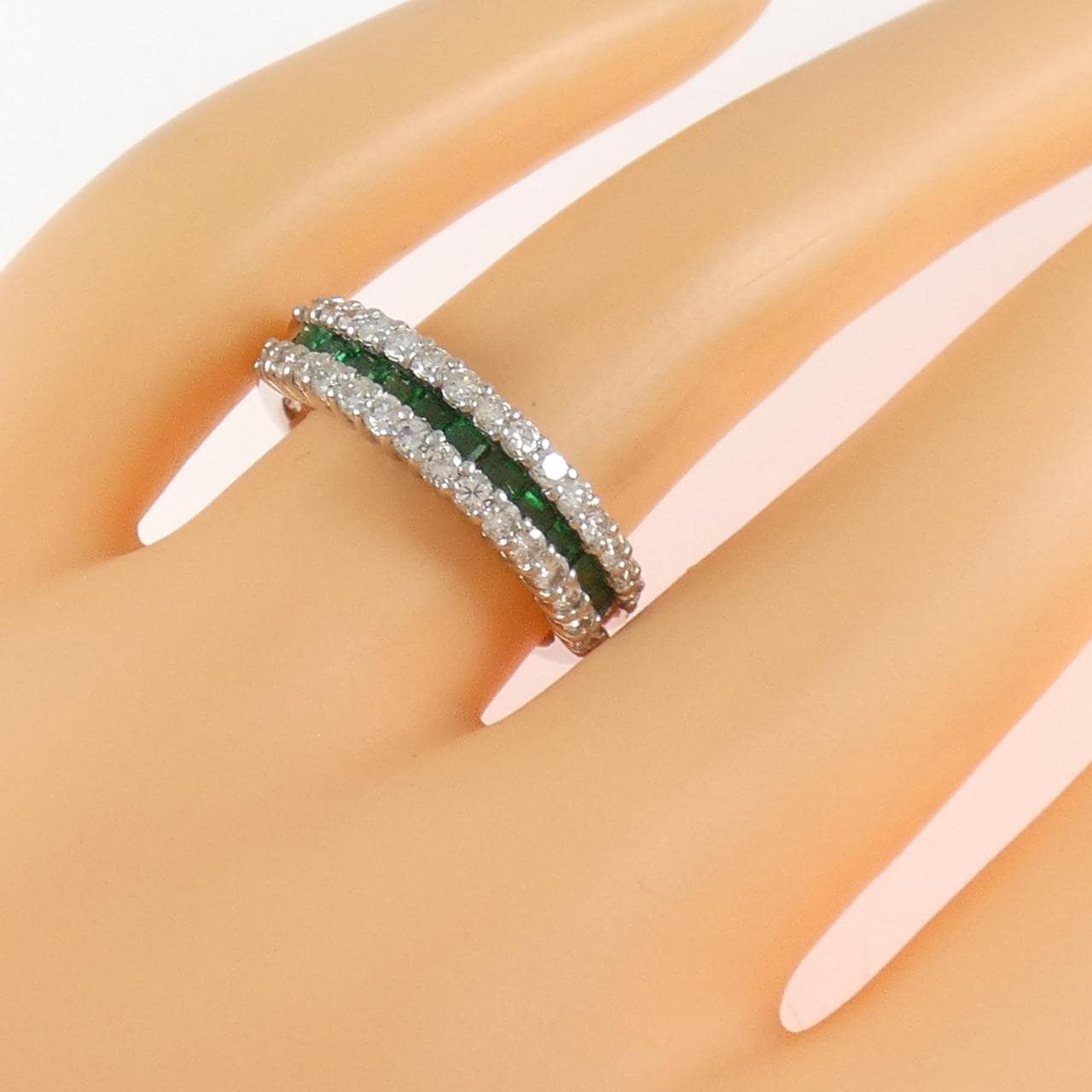 PT900 エメラルド リング 0.55CT