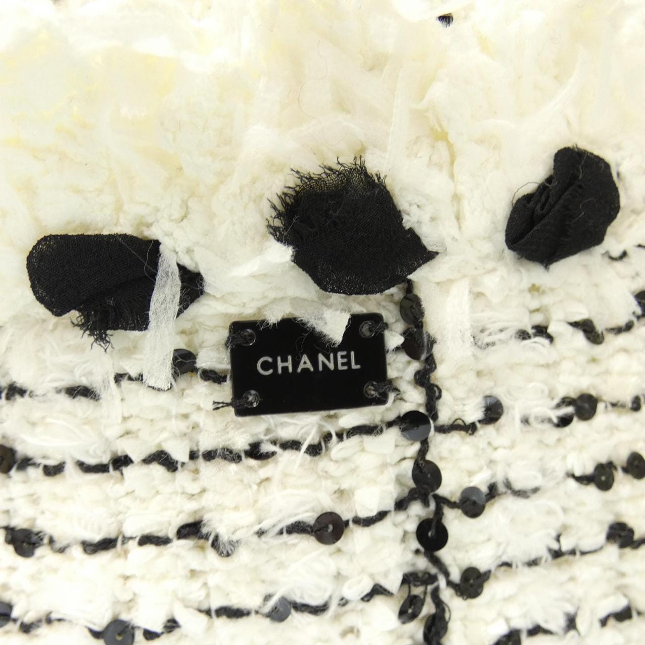 【ヴィンテージ】シャネル CHANEL P25414W03520 05P ノーカラージャケット